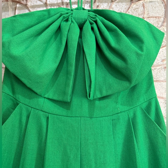 NWT- Main Strip Kelly Green Bow Wide Leg Linen- Blend Statement Romper Jumpsuit - Picture 3 of 7